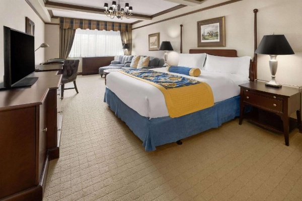 The Blakely by LuxUrban image 16