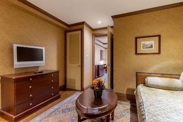 The Blakely by LuxUrban image 34